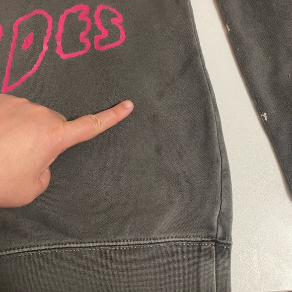 Shawn Mendes Hoodie Medium Gray Pullover Tour 2019 Rose Concert Sweatshirt - Picture 15 of 15